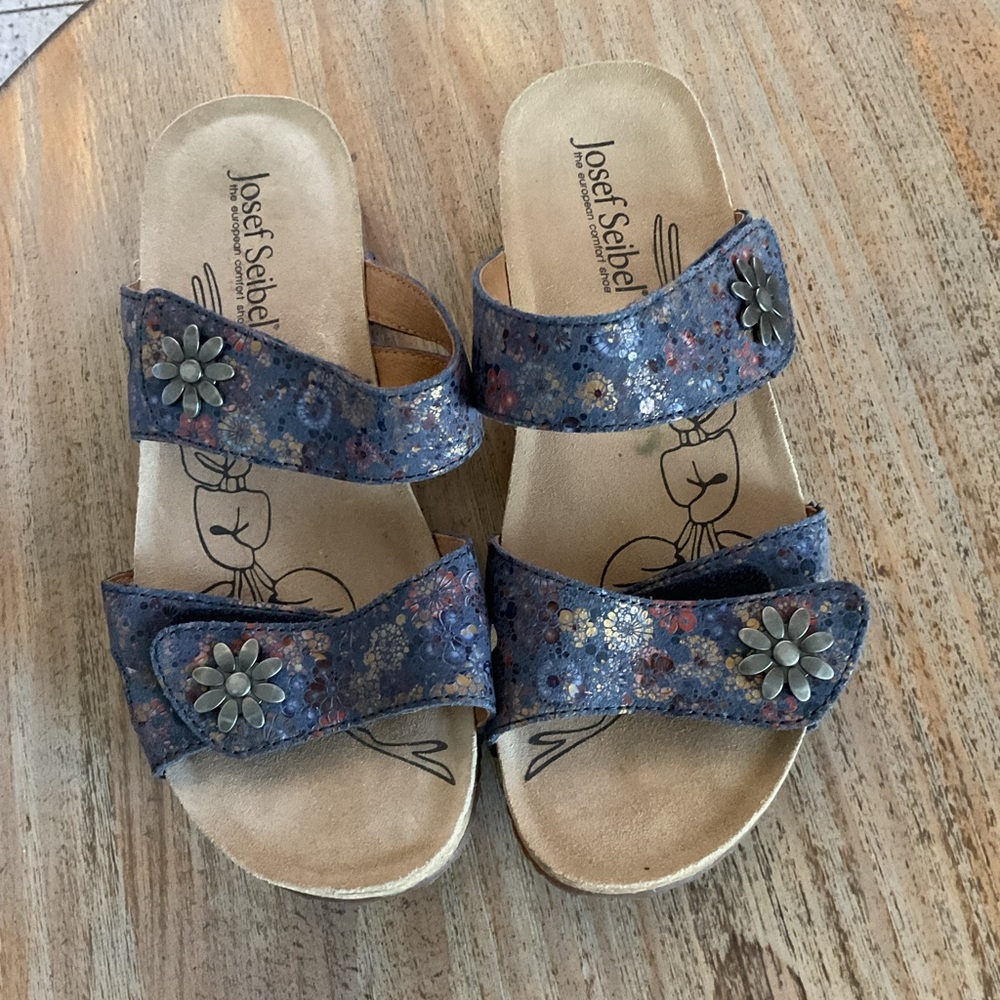 Josef Seibel Navy Floral Women's Sandals